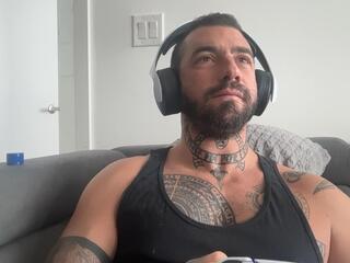 Izzi webcam model stream image