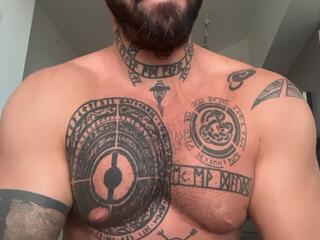 Izzi webcam model stream image