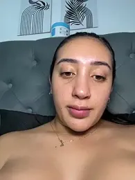Hannahoff webcam model stream image