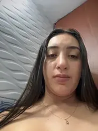 Hannahoff webcam model stream image