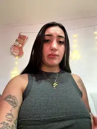 Hannahoff webcam model stream image