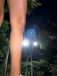 NAUGHTY_LITTLE_18 webcam model stream image