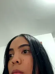 NAUGHTY_LITTLE_18 webcam model stream image