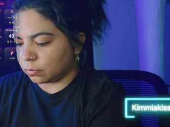 Kimmiakiss22 webcam model stream image