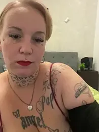 Kathy-Deluxe webcam model stream image