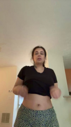 Crimsonroses7 webcam cam4 model stream image