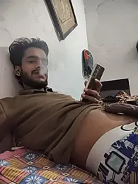 Herecallboyyash webcam model stream image