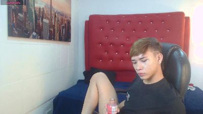 nathanclay webcam model stream image