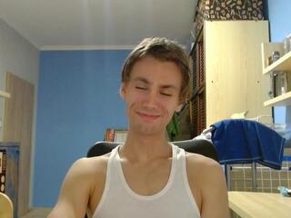 Bradley Owens webcam model stream image