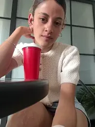alana15 webcam model stream image