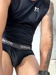 blackbullger_ webcam model stream image