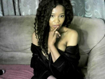 Katiequin webcam model stream image