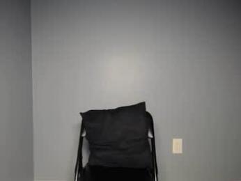 wannaplay1025 webcam model stream image