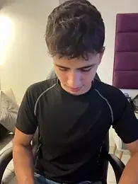 AdrianRinaldi webcam model stream image