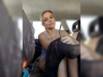 Tvoya_Vikusya webcam model stream image