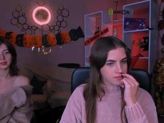 kitniss-dreamy webcam model stream image