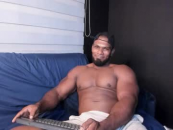 tayler_waka webcam model stream image