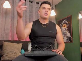 Yake Tyler webcam model stream image