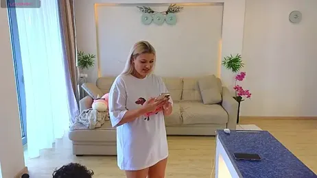 Rabbits_couplee webcam model stream image