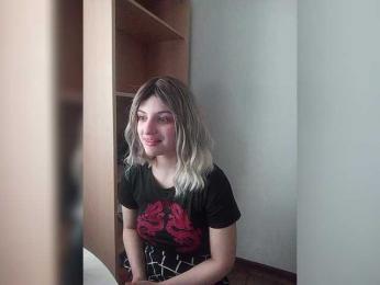 Rshsujdensay webcam model stream image