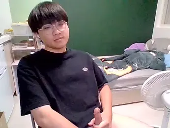 Yang_571 webcam stripchat model stream image