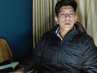 noah-cock webcam camsoda model stream image