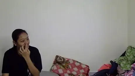 lovely_jullyy webcam stripchat model stream image