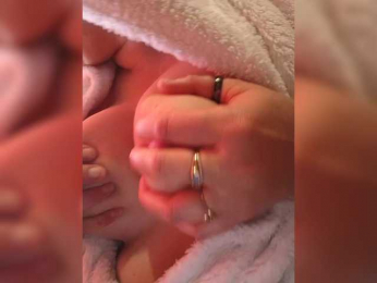 LikaBest webcam model stream image