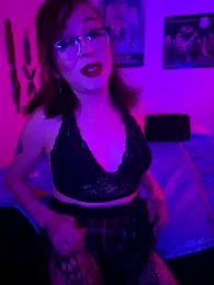 MiniMonroe webcam model stream image