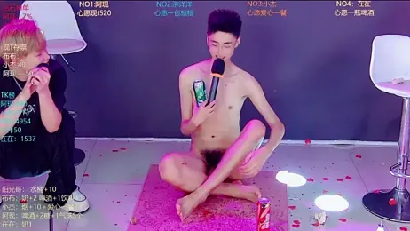 M-handsome-boy webcam stripchat model stream image