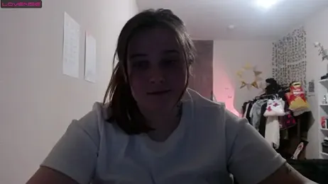 Light_Luna webcam model stream image