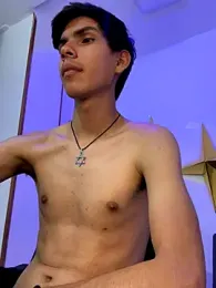 David_925_ webcam model stream image