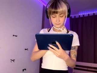 christenawasiuta webcam camsoda model stream image