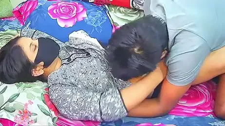 Younger_Couples webcam model stream image