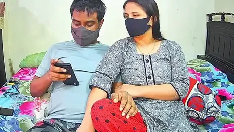 Younger_Couples webcam model stream image