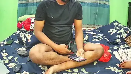 Younger_Couples webcam model stream image