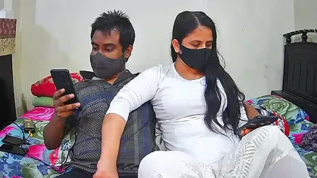 Younger_Couples webcam model stream image