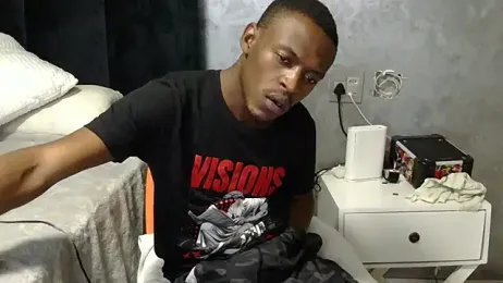 MthondoWeBanana webcam model stream image