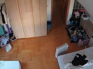 voyeurcam-julmodels-bed-7 webcam model stream image