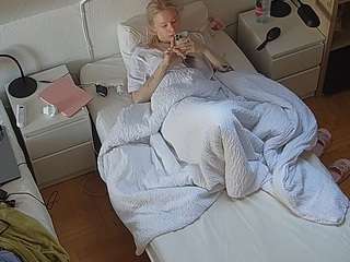 voyeurcam-julmodels-bed-7 webcam model stream image