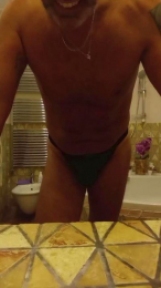 Valelatroia webcam model stream image