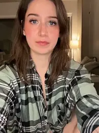 nerdynina webcam model stream image