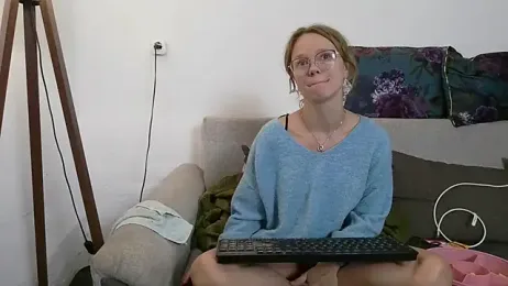 little-leni webcam model stream image