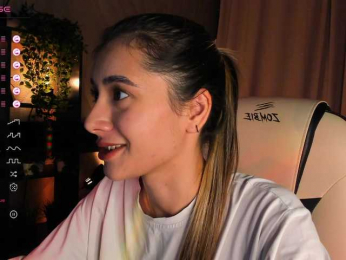 DarlaBelle webcam model stream image