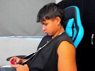 Kevin Bray webcam model stream image