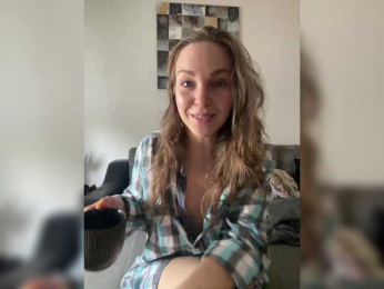 Alisasqrl webcam model stream image