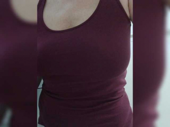 Tata42 webcam model stream image