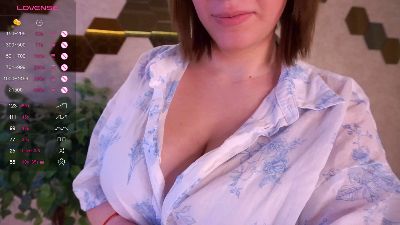 AislyGroves webcam model stream image