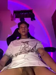 tylernova webcam stripchat model stream image