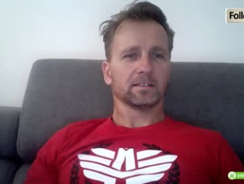 tomhardic webcam model stream image